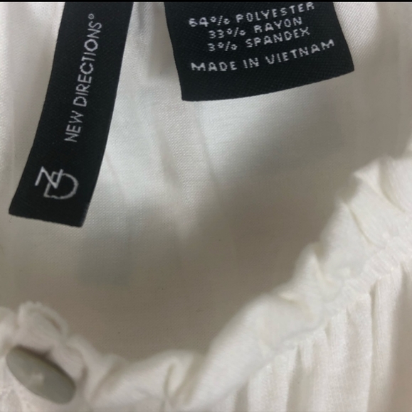 New Directions Flutter Sleeve Tie Top - Picture 5 of 5